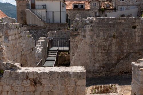 Where to Find Medical Assistance in Dubrovnik During Summer